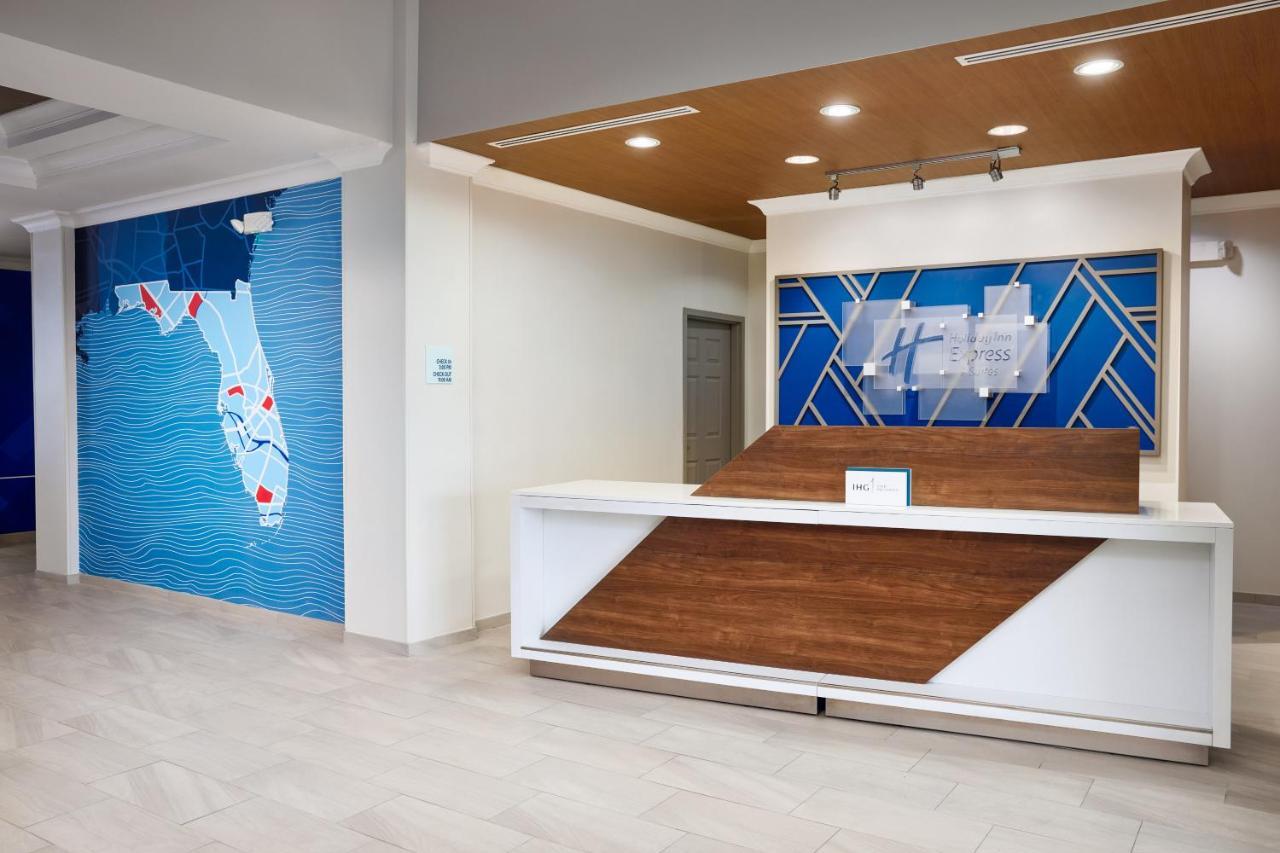 Holiday Inn Express Hotel & Suites Port St. Lucie West By Ihg Buitenkant foto