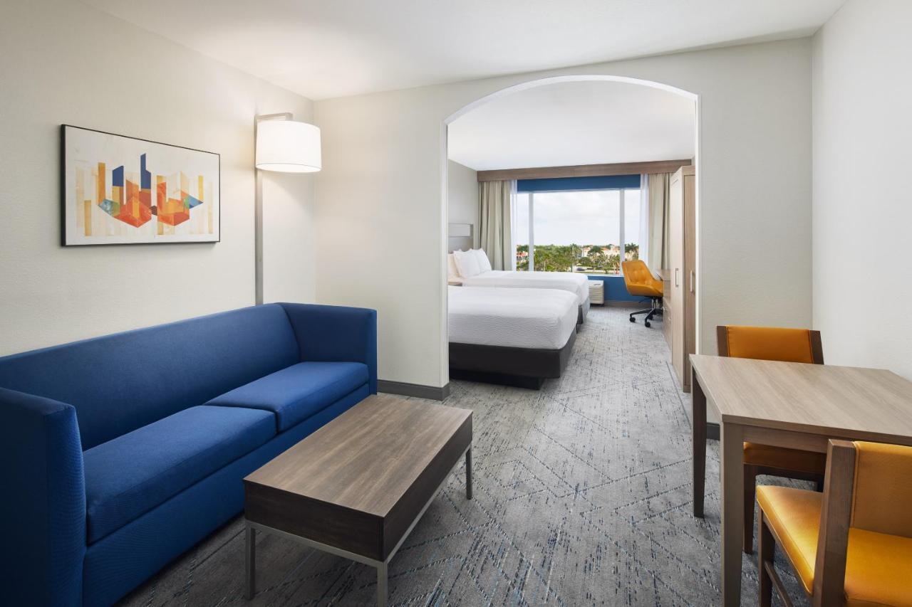 Holiday Inn Express Hotel & Suites Port St. Lucie West By Ihg Buitenkant foto