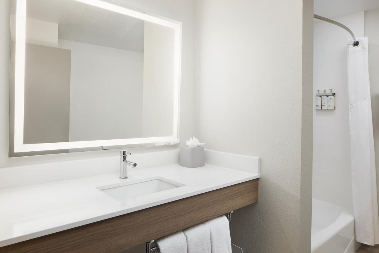 Holiday Inn Express Hotel & Suites Port St. Lucie West By Ihg Buitenkant foto