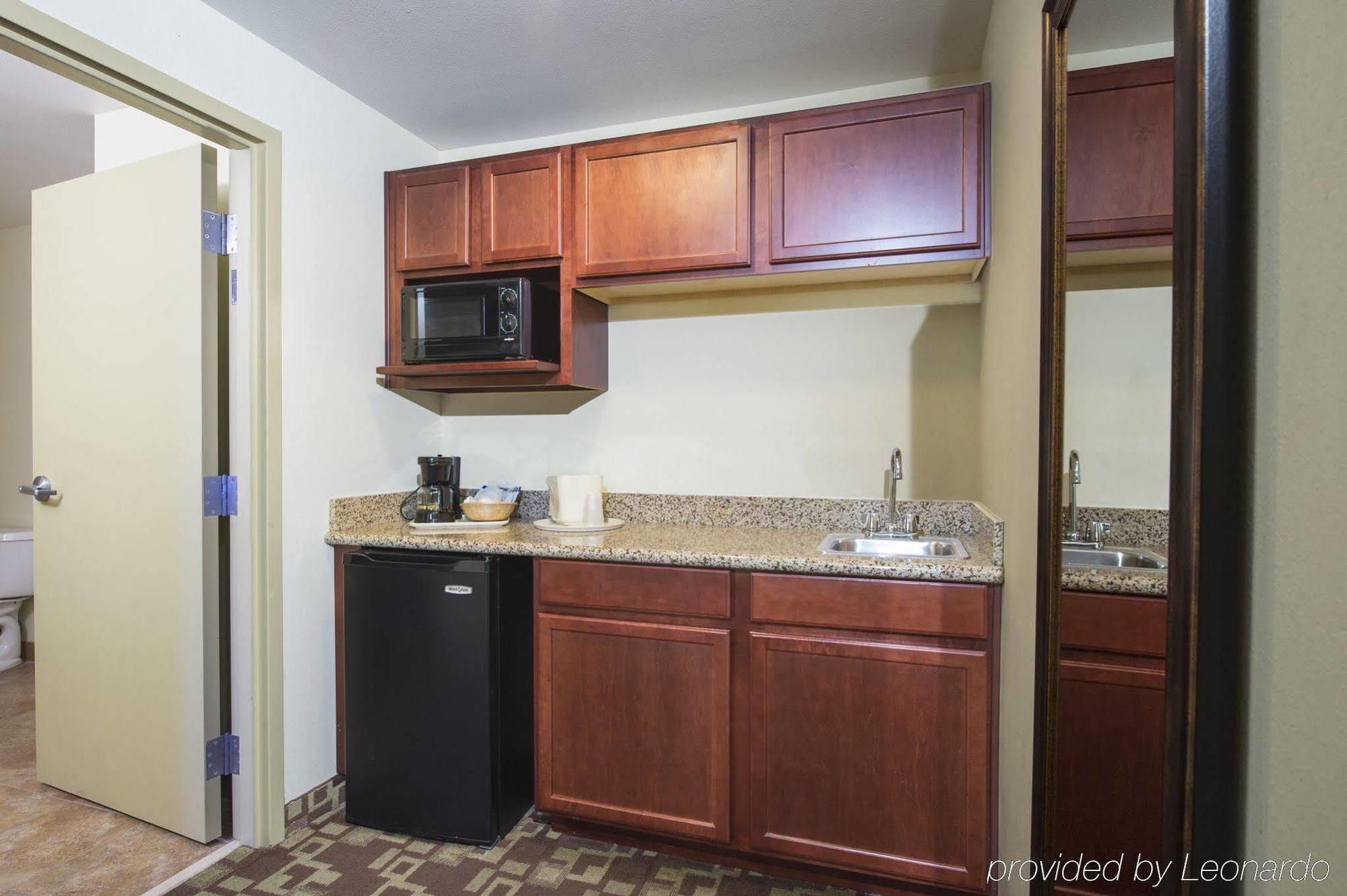 Holiday Inn Express Hotel & Suites Port St. Lucie West By Ihg Buitenkant foto